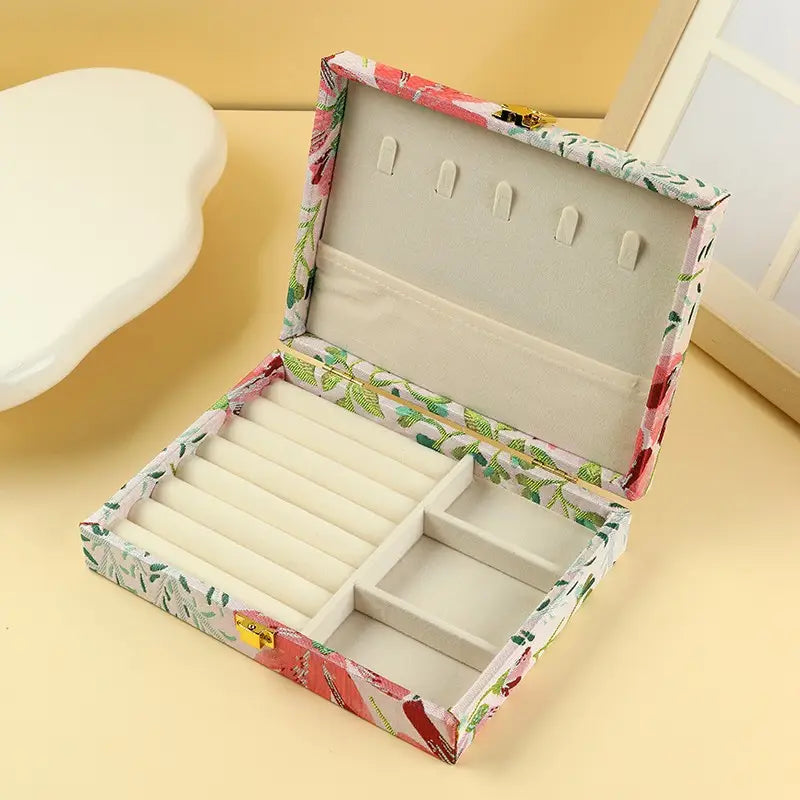 Botanical Print Jewelry Box Daisy